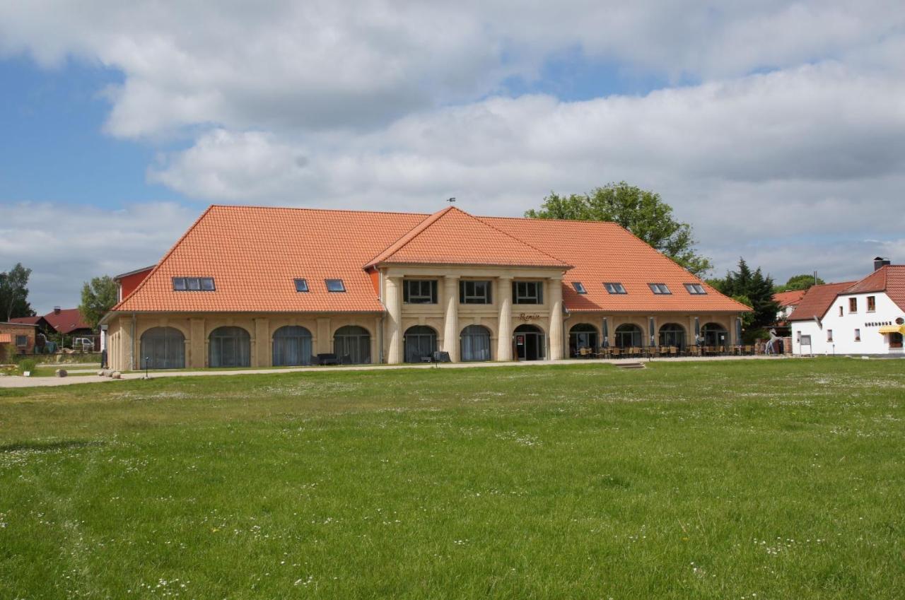 Die Remise Bayard Re-12 Stolpe auf Usedom Bagian luar foto